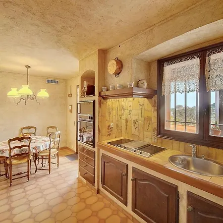 Villa Immogroom- 200m - Pool - Sea View - Parking - Independence
