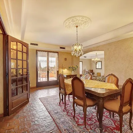Villa Immogroom- 200m - Pool - Sea View - Parking - Independence *